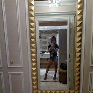 Meet your Posher, Lee